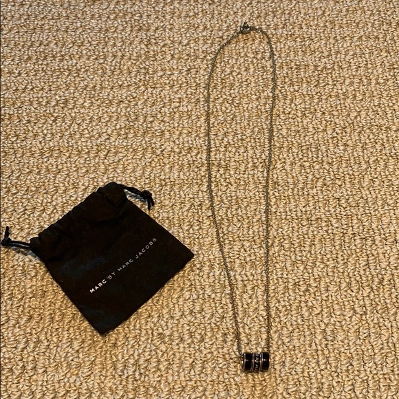 Marc by Marc Jacobs necklace - Picture 1 of 4